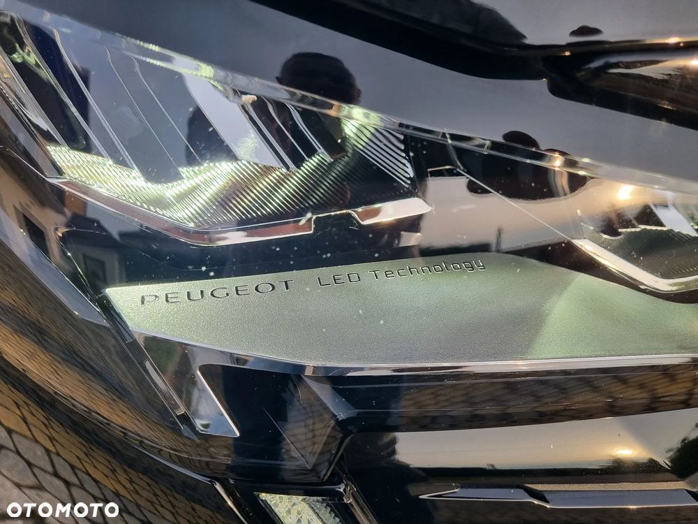Peugeot 3008 PureTech 130 Stop & Start GPF EAT8 Active Business-Paket - 10