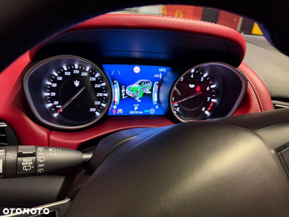 Maserati Levante Trofeo - 14