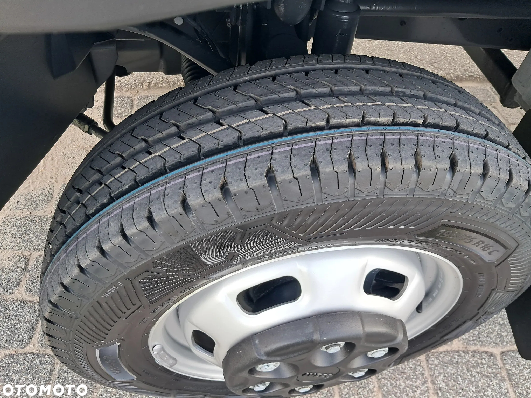 Iveco Daily 35C18 Furgon MAX   Salon Polska - 25