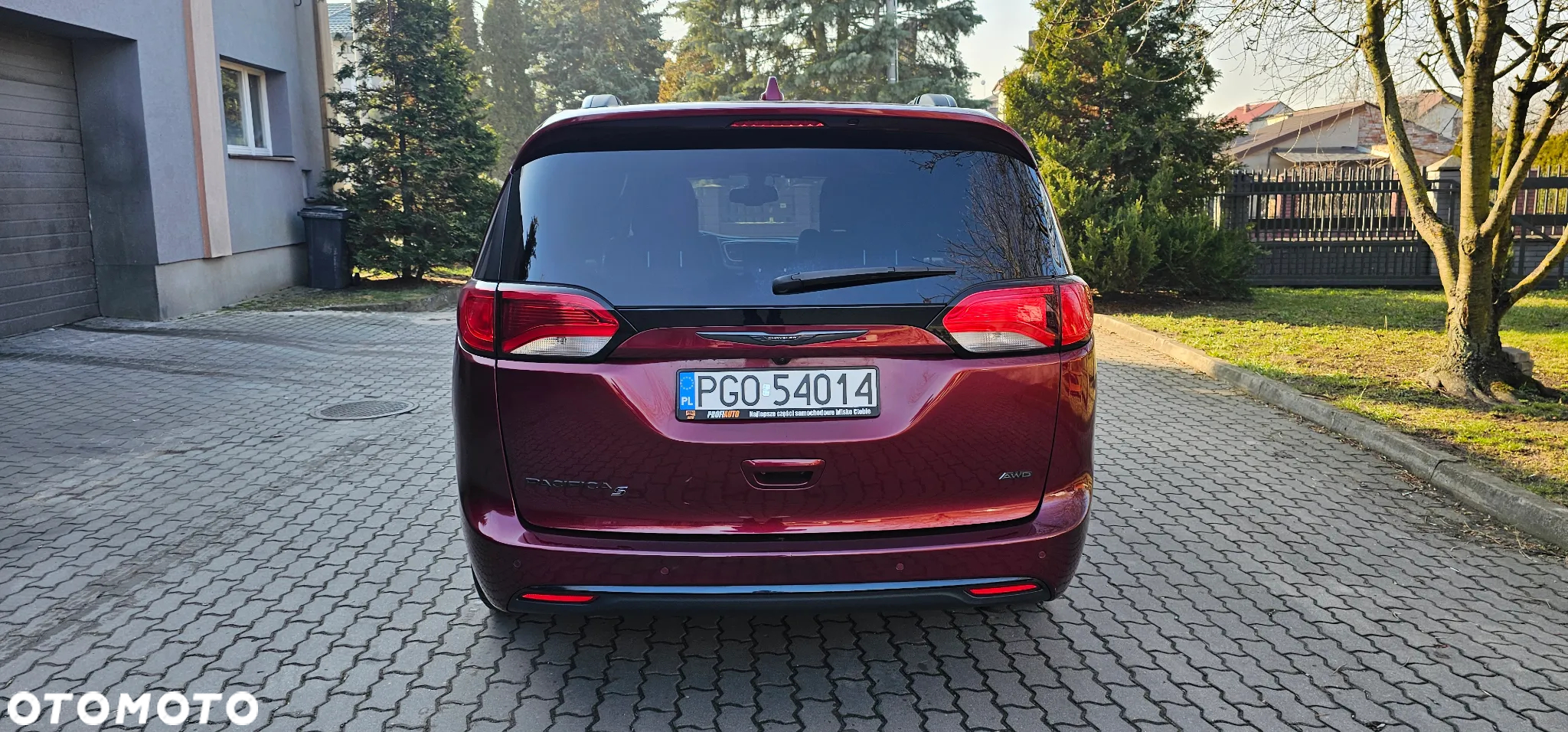 Chrysler Pacifica - 6