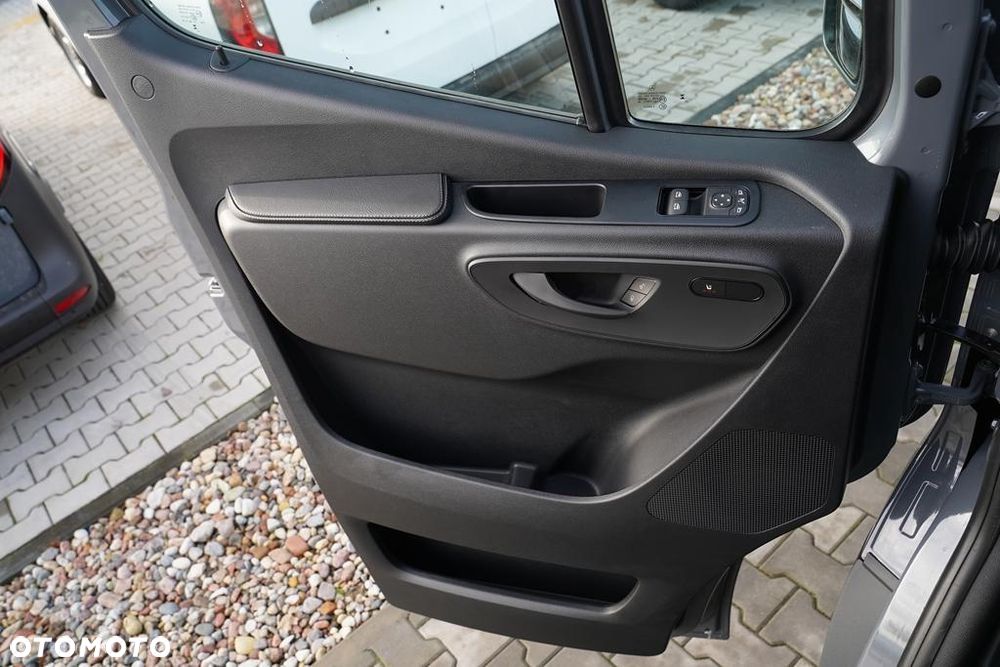 Mercedes-Benz Sprinter 319 CDI Long PRO 9G-Tronic 14m3 - 8