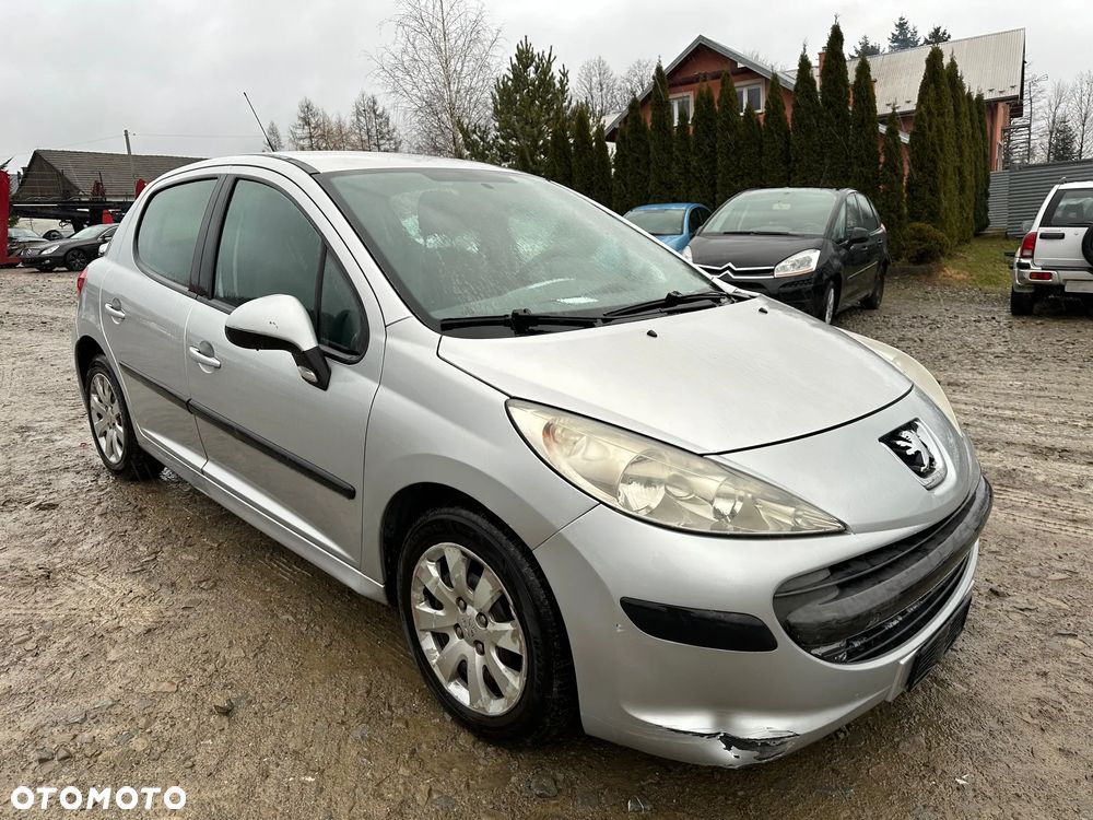 Peugeot 207 1.4 16V Trendy - 3