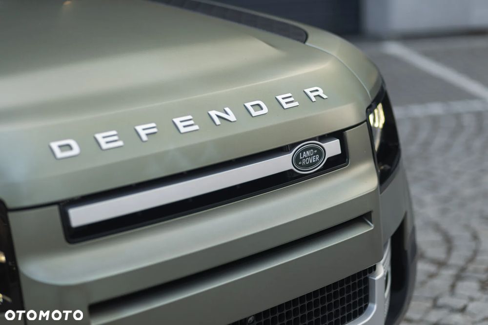 Land Rover Defender 3.0 D200 mHEV - 4