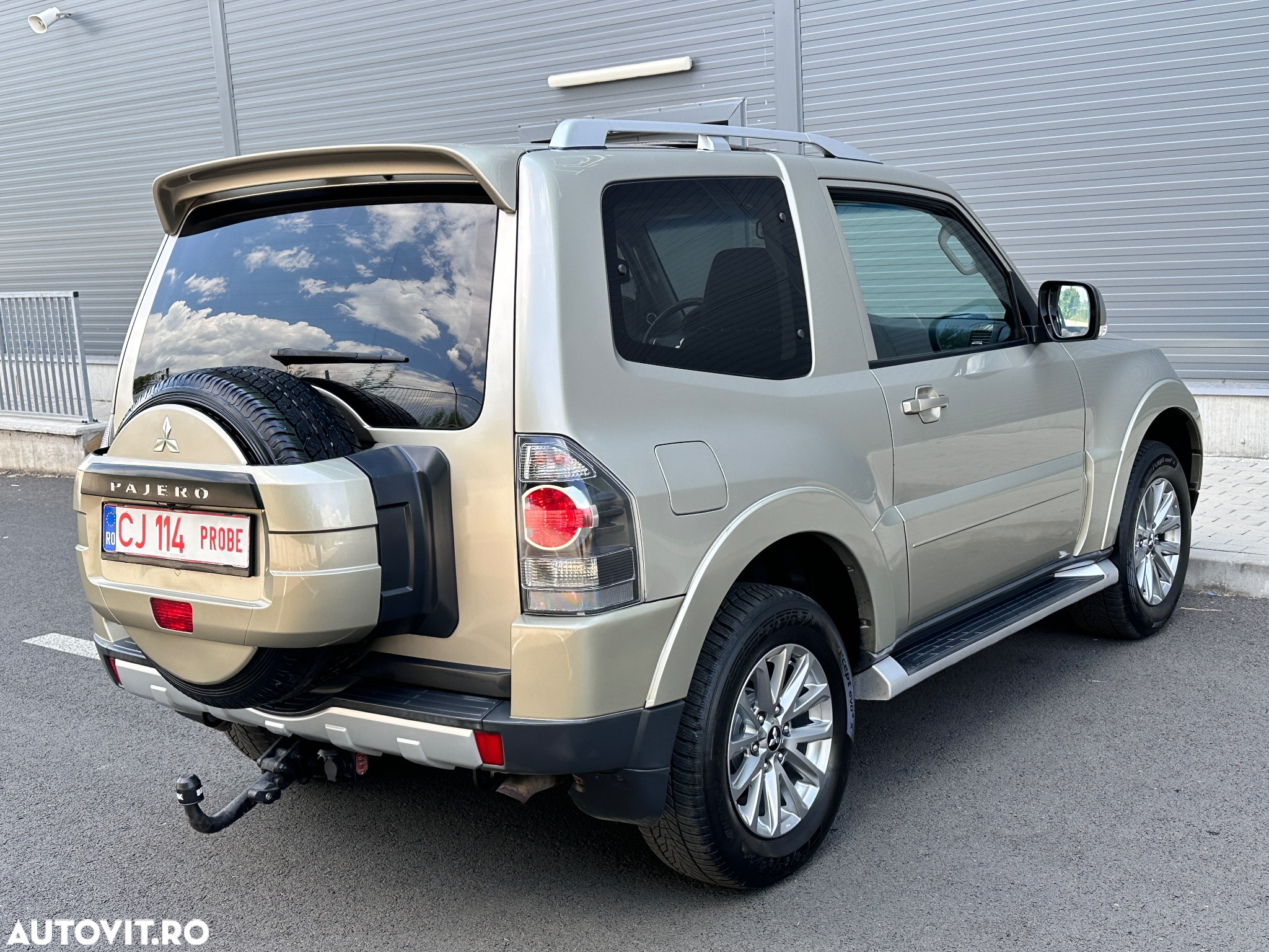 Mitsubishi Pajero 3.2 DI-D Automatik Limited Edition - 19
