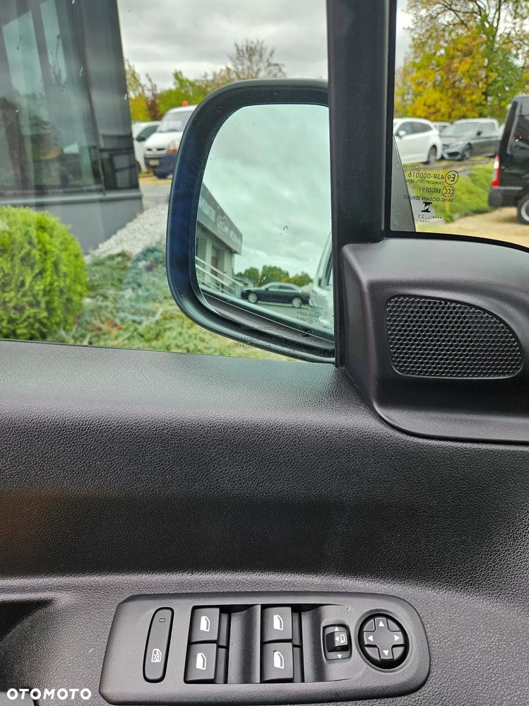 Toyota Proace City Verso 1.5 D-4D Business - 17