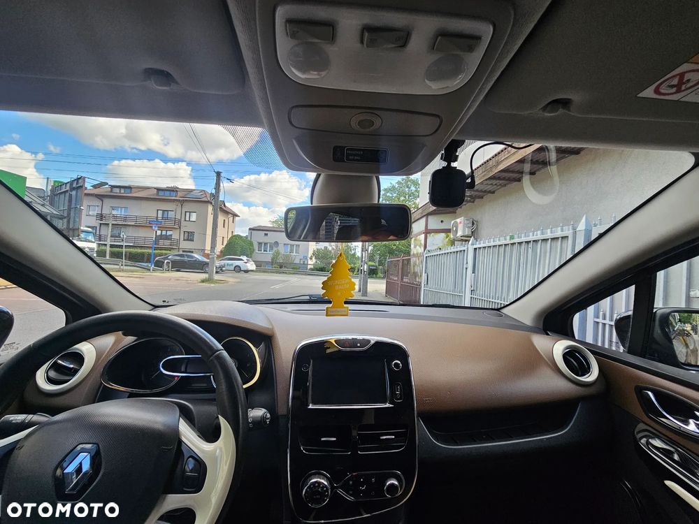 Renault Clio - 18