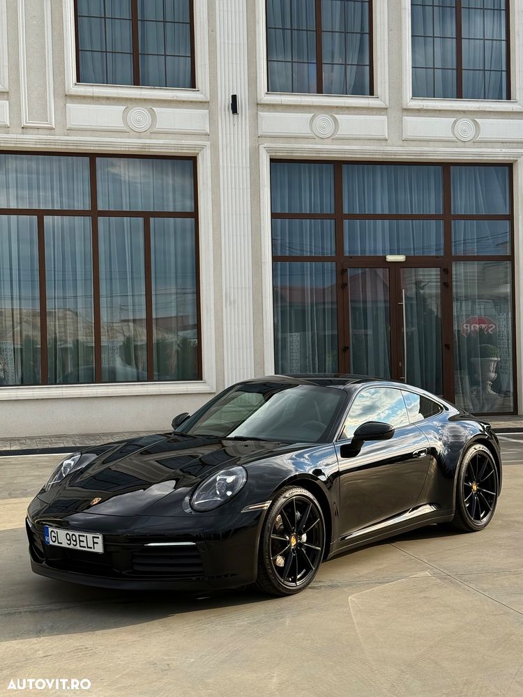 Porsche 911 Carrera 4 PDK - 14