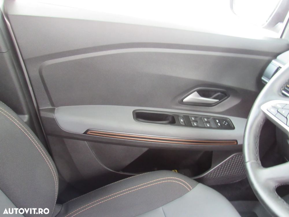 Dacia Sandero Stepway TCe 90 MT6 Extreme - 25