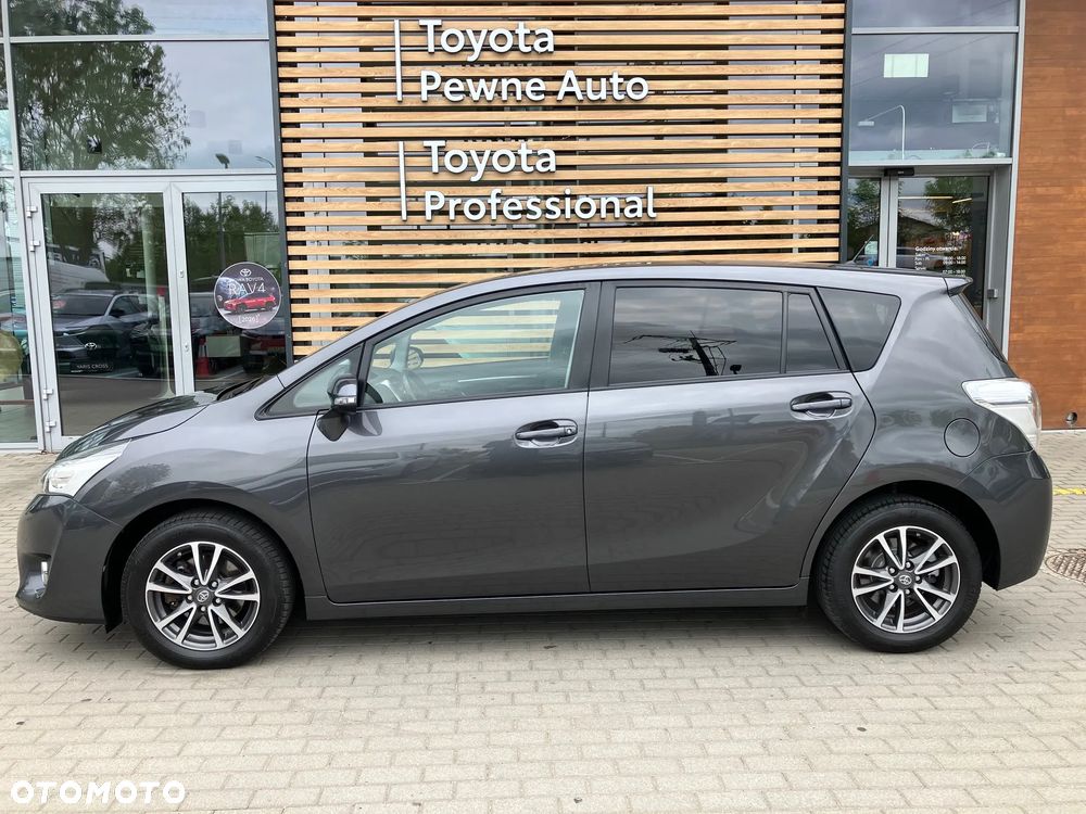 Toyota Verso 1.8 Premium - 4