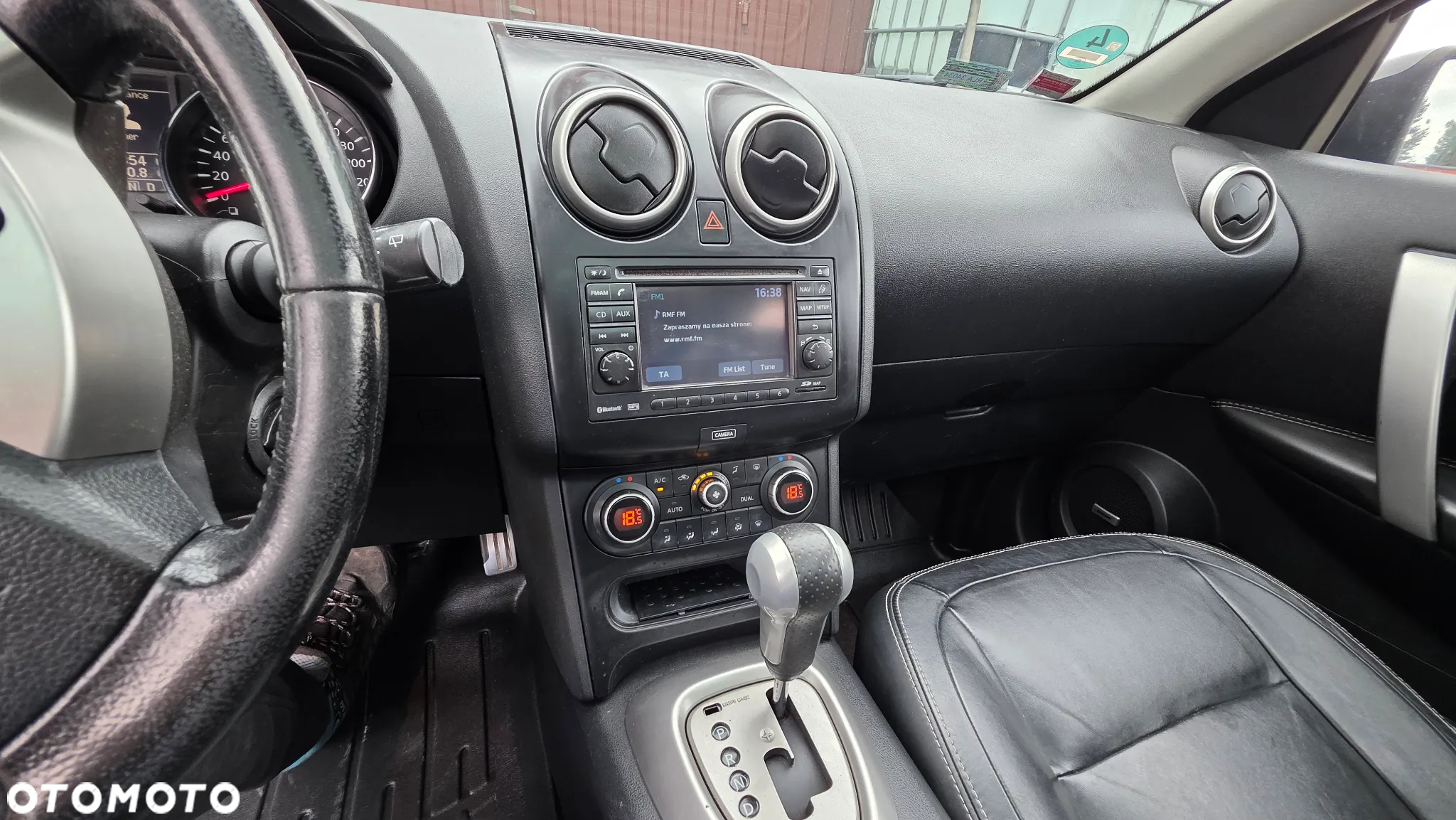 Nissan Qashqai+2 - 26