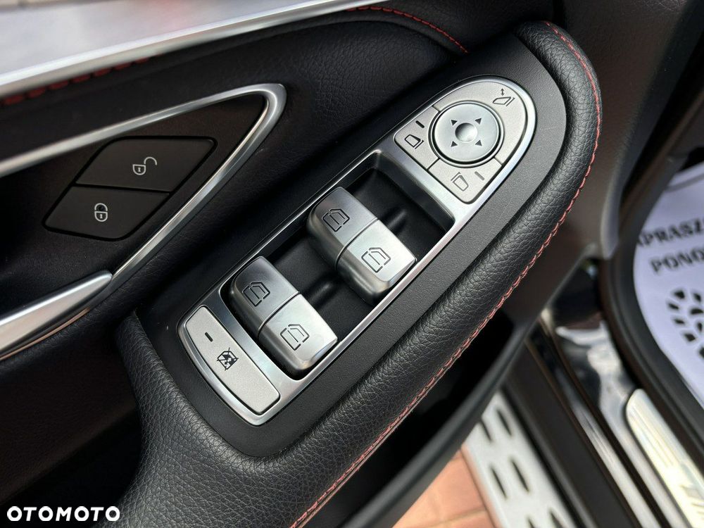 Mercedes-Benz GLC - 14
