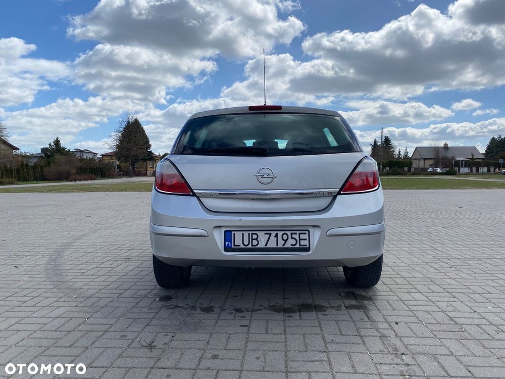 Opel Astra 1.7 CDTI - 4