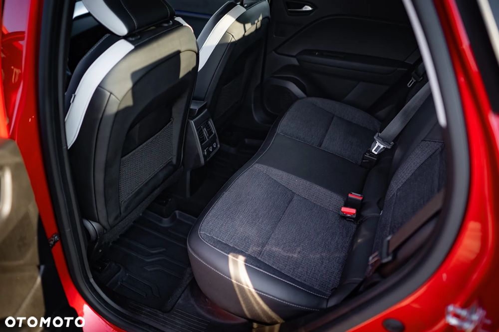 Renault Captur 1.3 TCe mHEV Techno EDC - 19