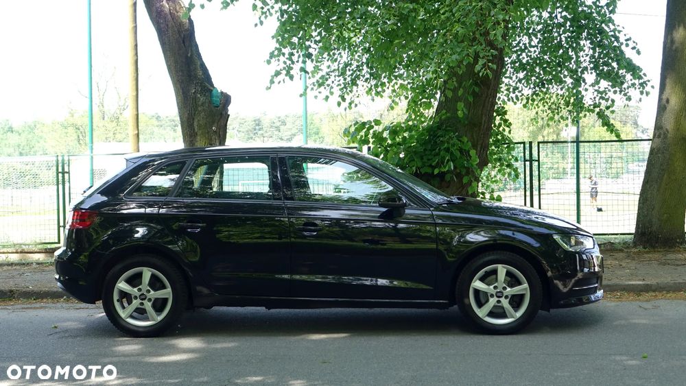 Audi A3 Sportback - 33