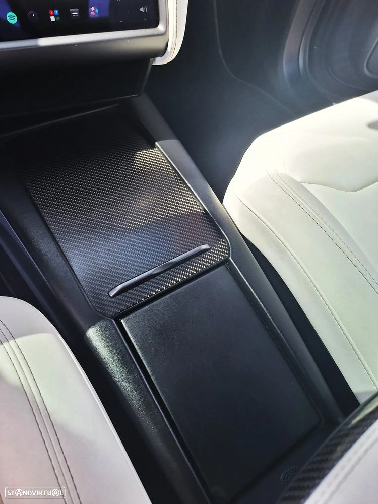 Tesla Model X 100D - 16
