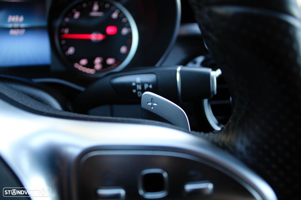 Mercedes-Benz C 220 d AMG Line - 35