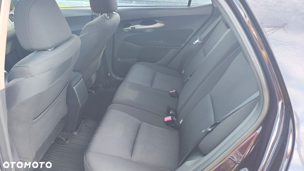 Toyota Auris 1.4 D-4D Luna - 17