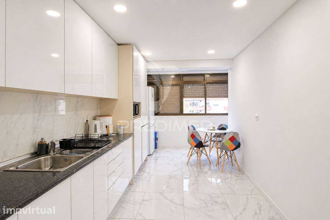 T3 com varandas e cozinha remodelada - Montijo - Grande imagem: 3/20