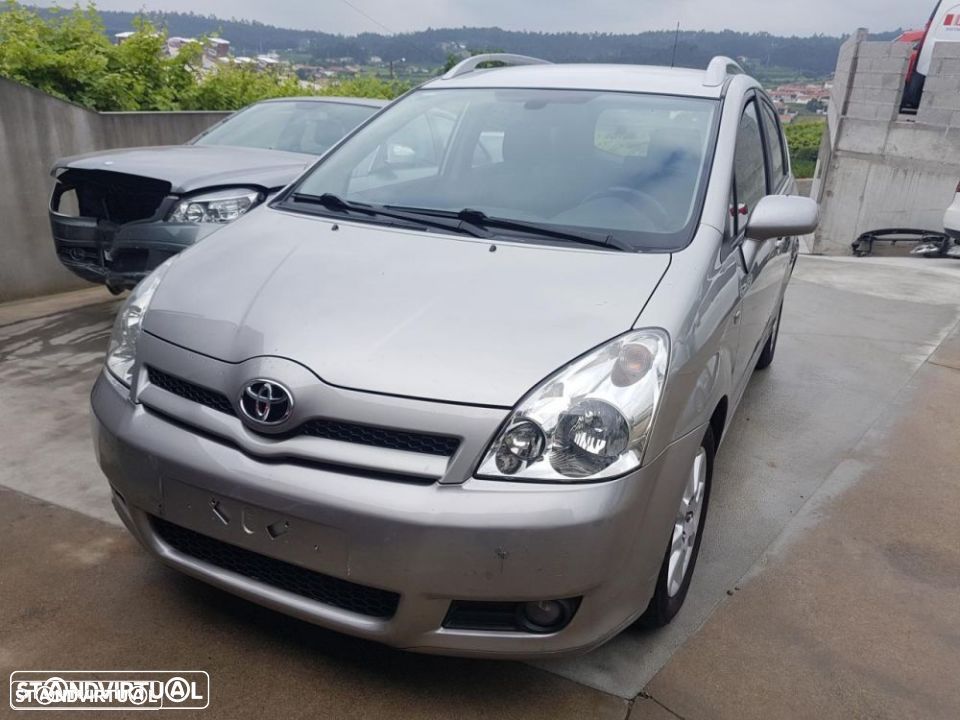 Toyota Corolla Verso D-Cat para peças - 1