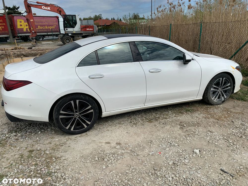 Mercedes-Benz CLA 250 4Matic 7G-DCT - 10