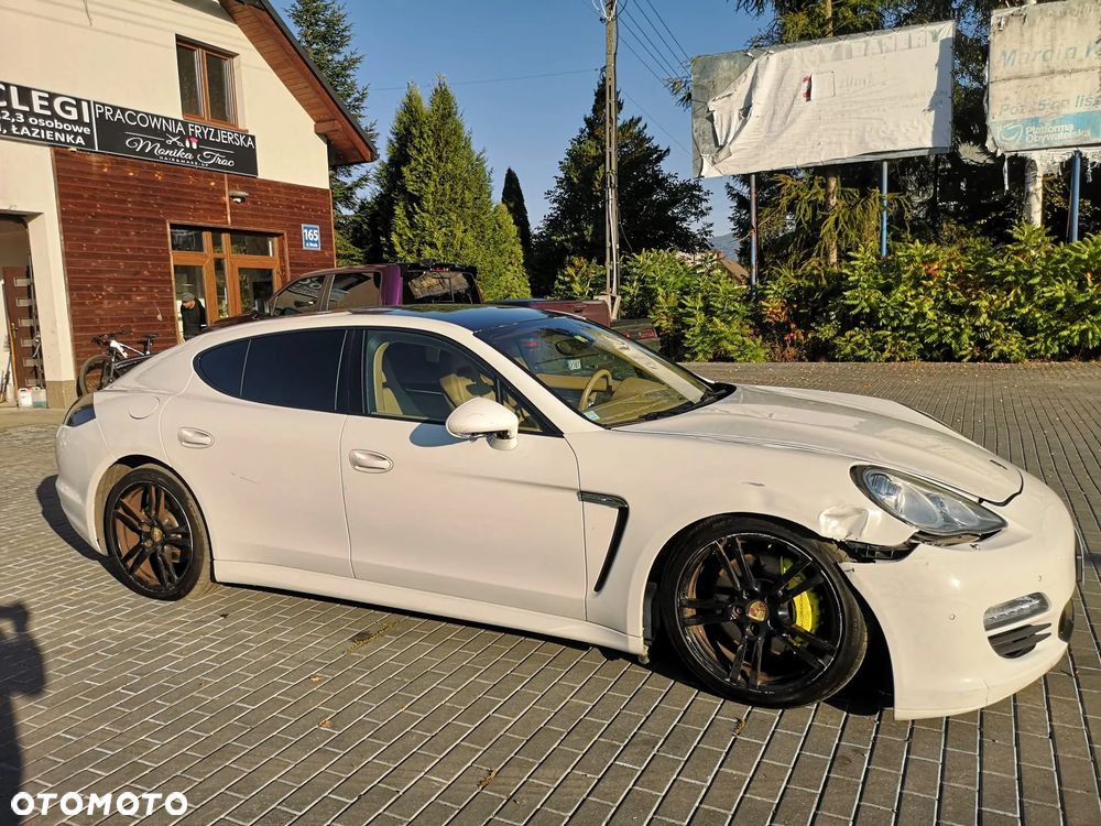 Porsche Panamera Diesel Platinum Edition - 16