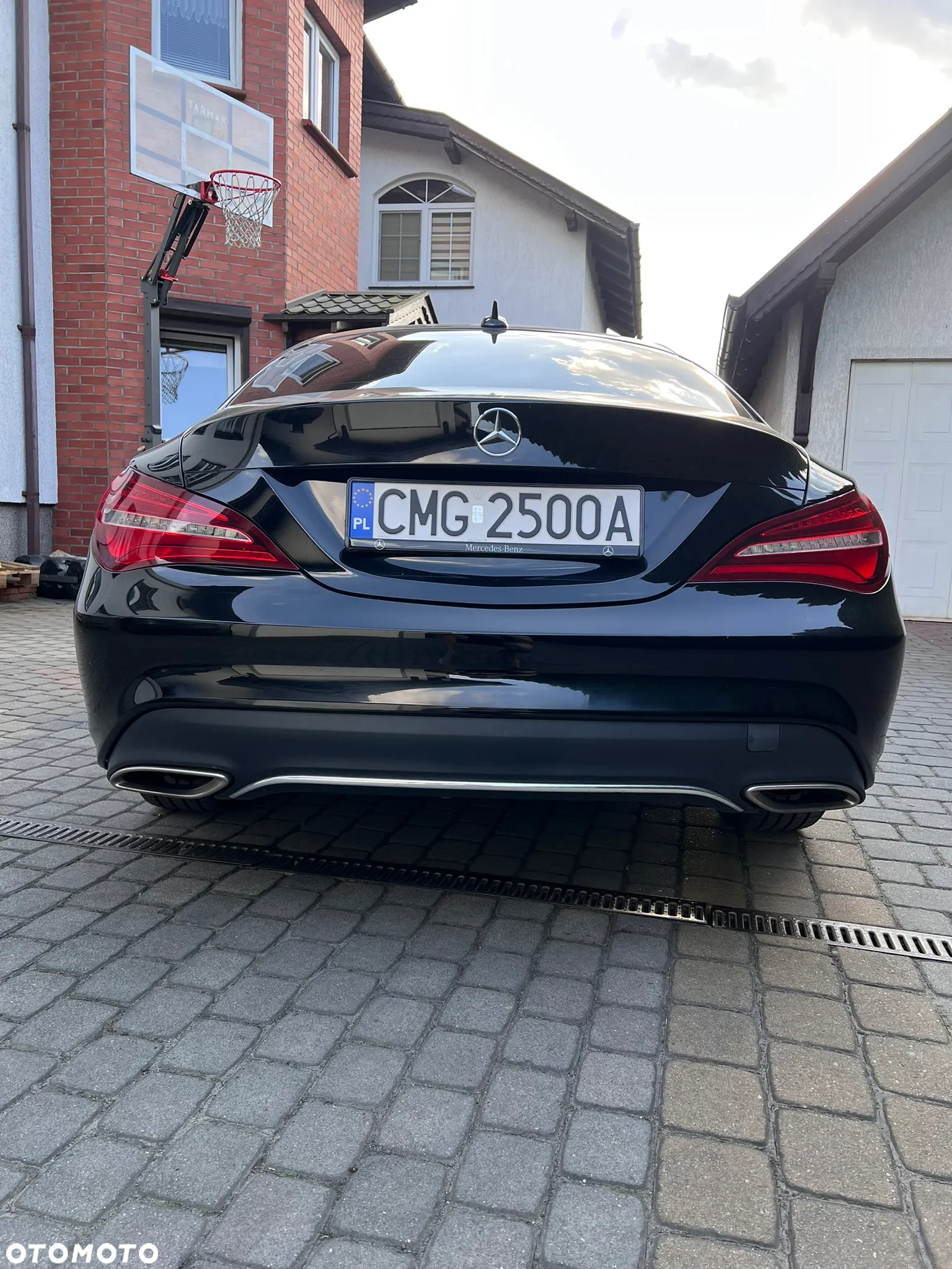 Mercedes-Benz CLA 250 7G-DCT - 12