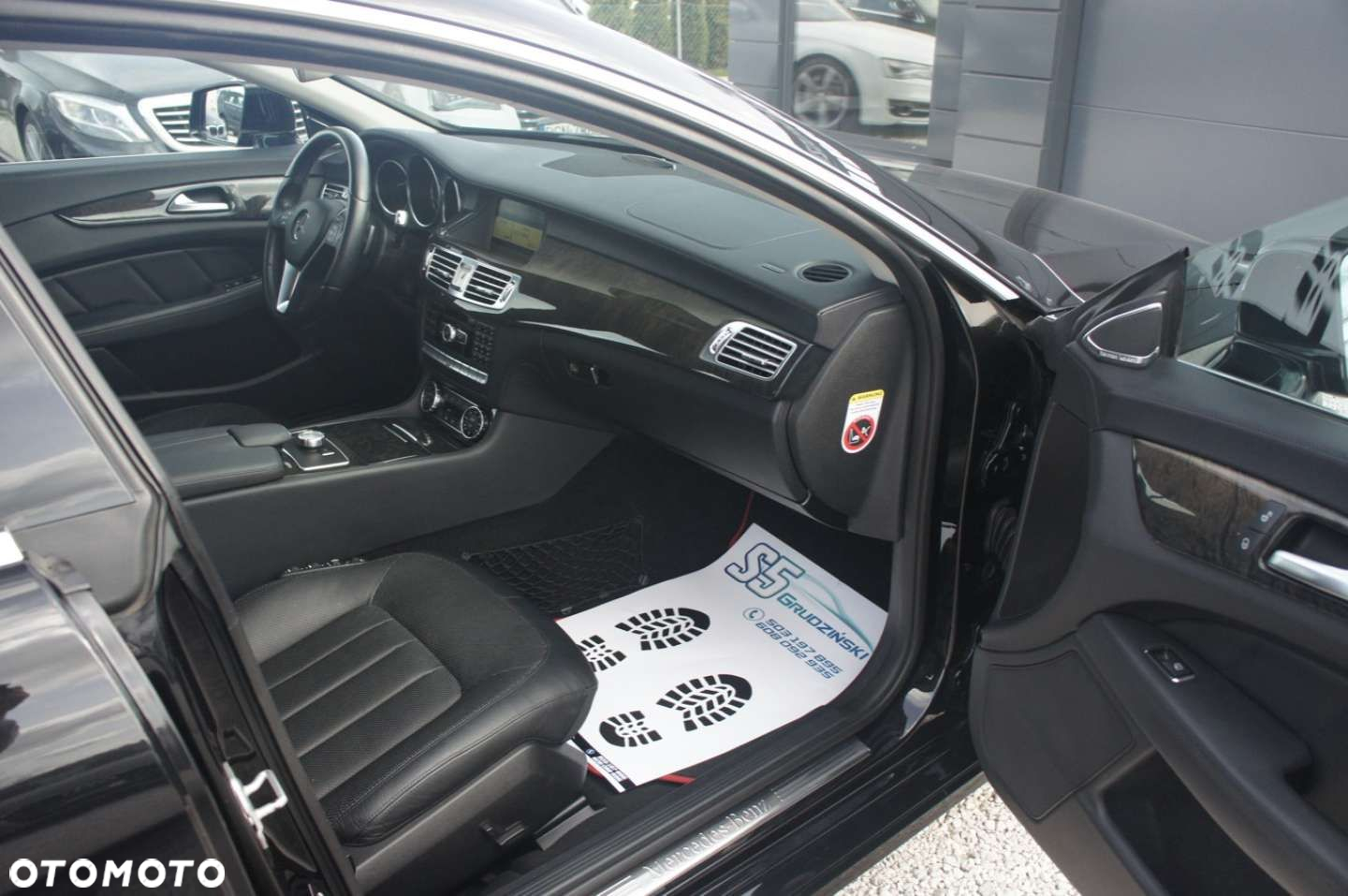 Mercedes-Benz CLS - 15