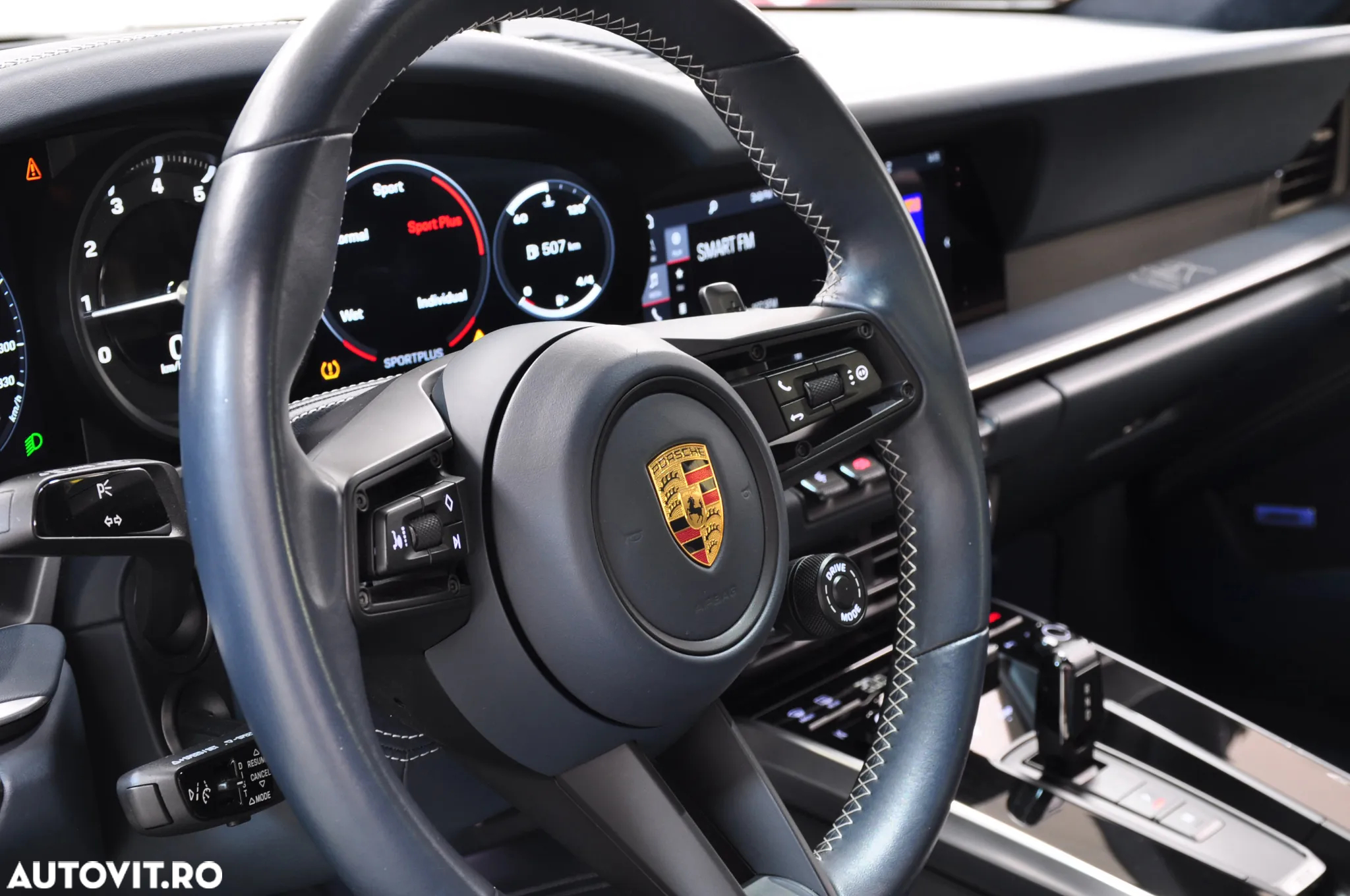 Porsche 911 Carrera 4S - 19