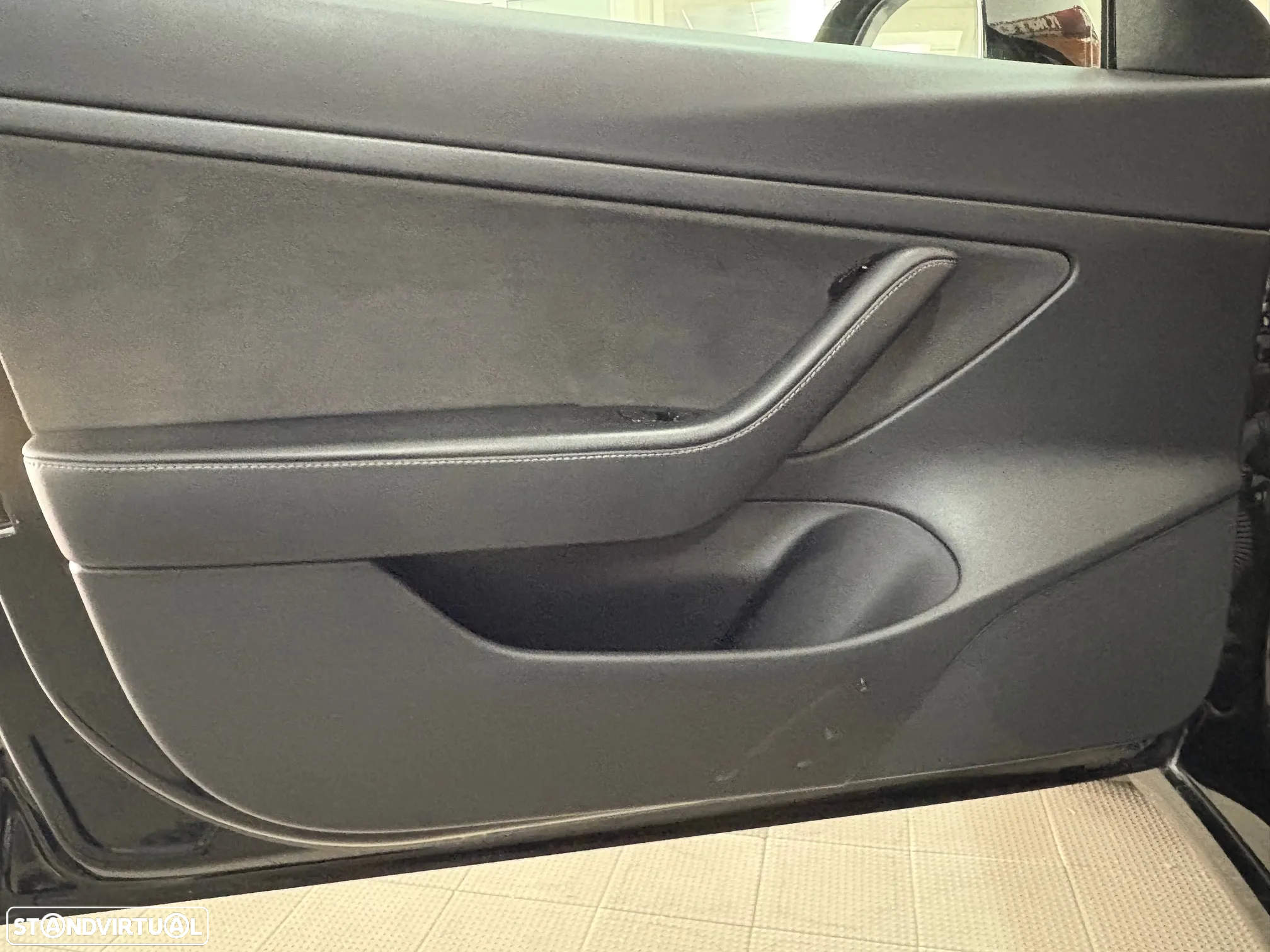 Tesla Model 3 Standard Range Plus RWD - 14