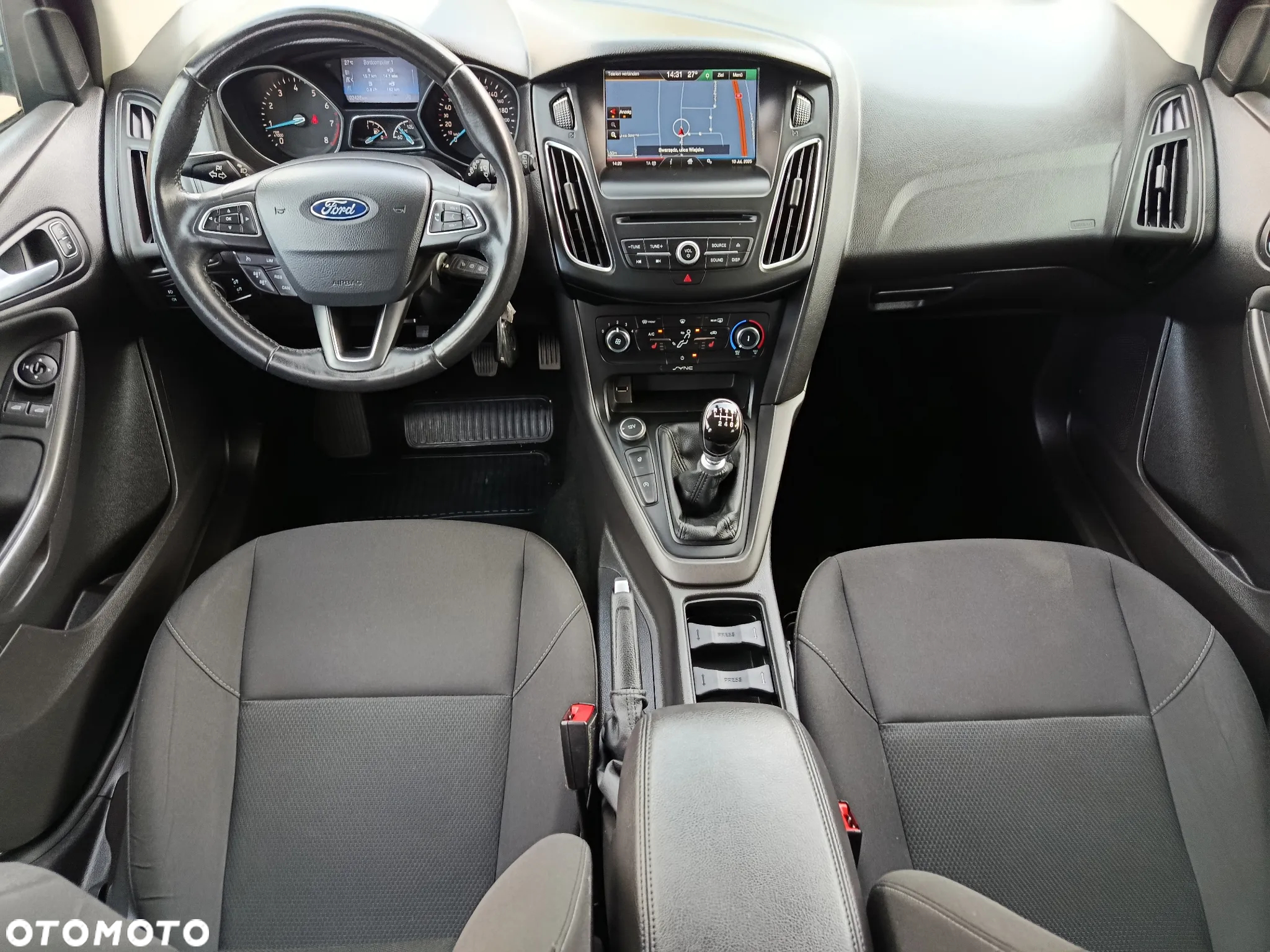 Ford Focus 1.0 EcoBoost Active - 29