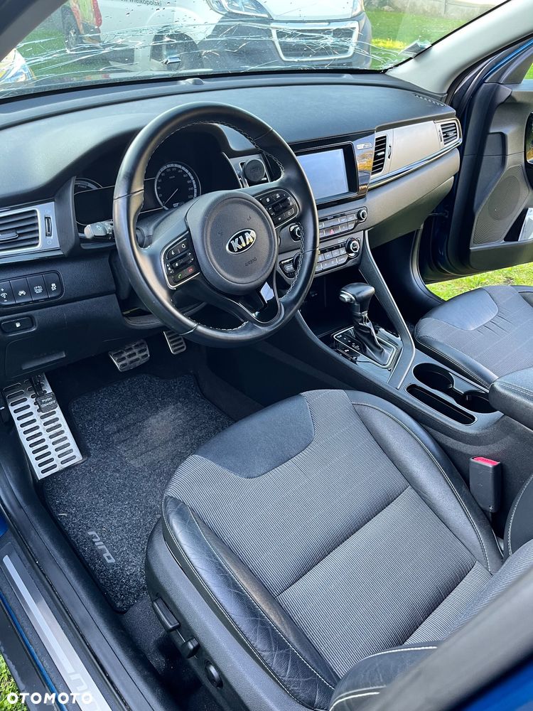 Kia Niro 1.6 GDI Hybrid M - 14