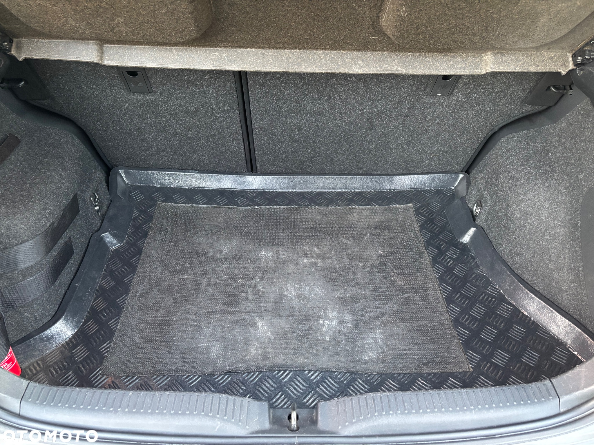 Toyota Auris 1.33 Dual-VVT-i - 25
