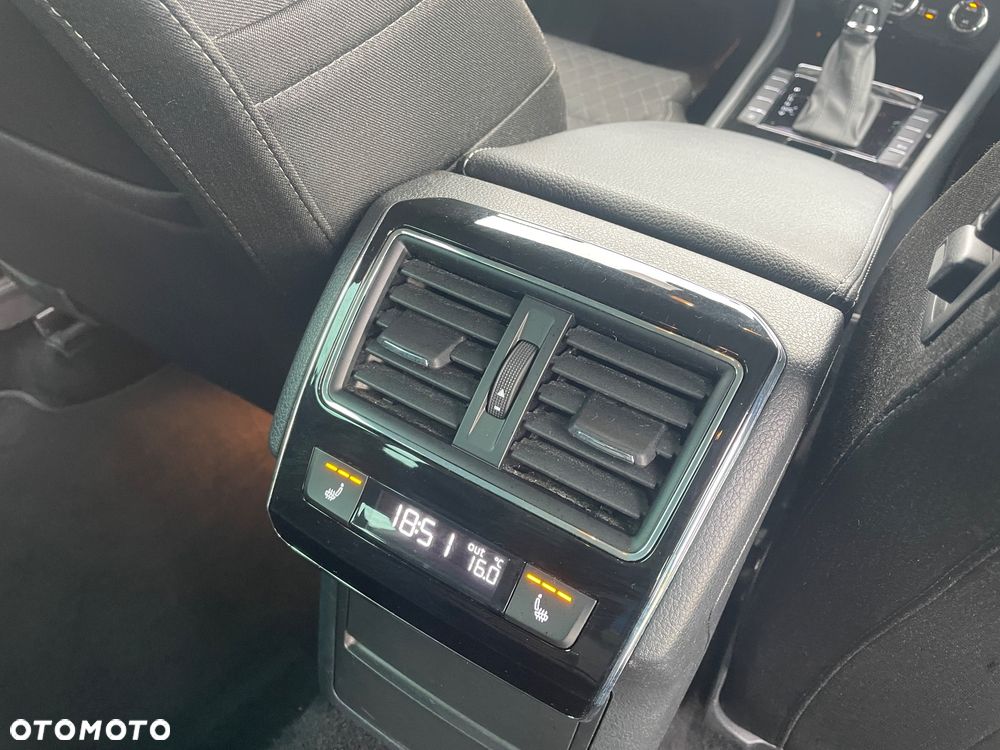 Skoda Superb 1.4 TSI ACT DSG Style - 26