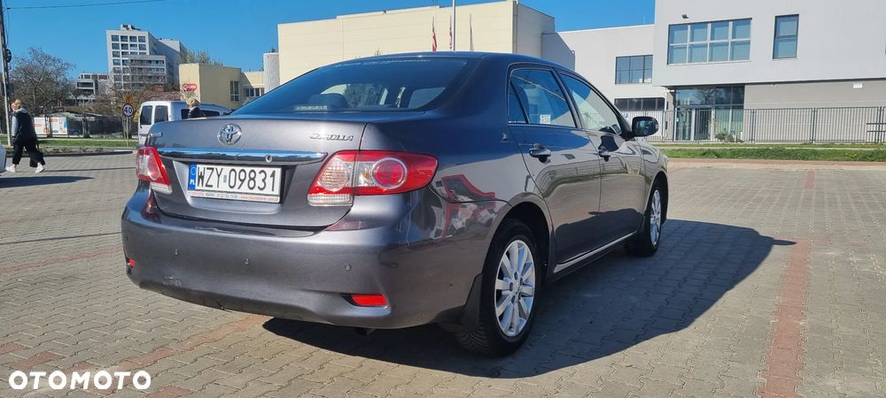 Toyota Corolla 1.6 Premium - 4