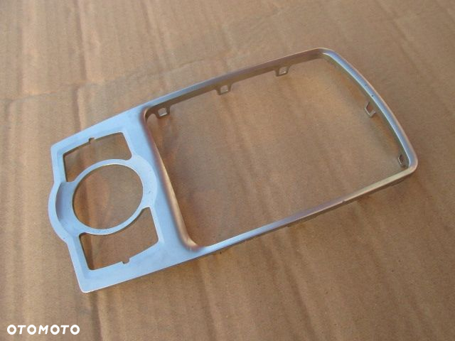 Audi A6 C6 2007r Ramka konsoli 4F0864260A panelu MMI - 3