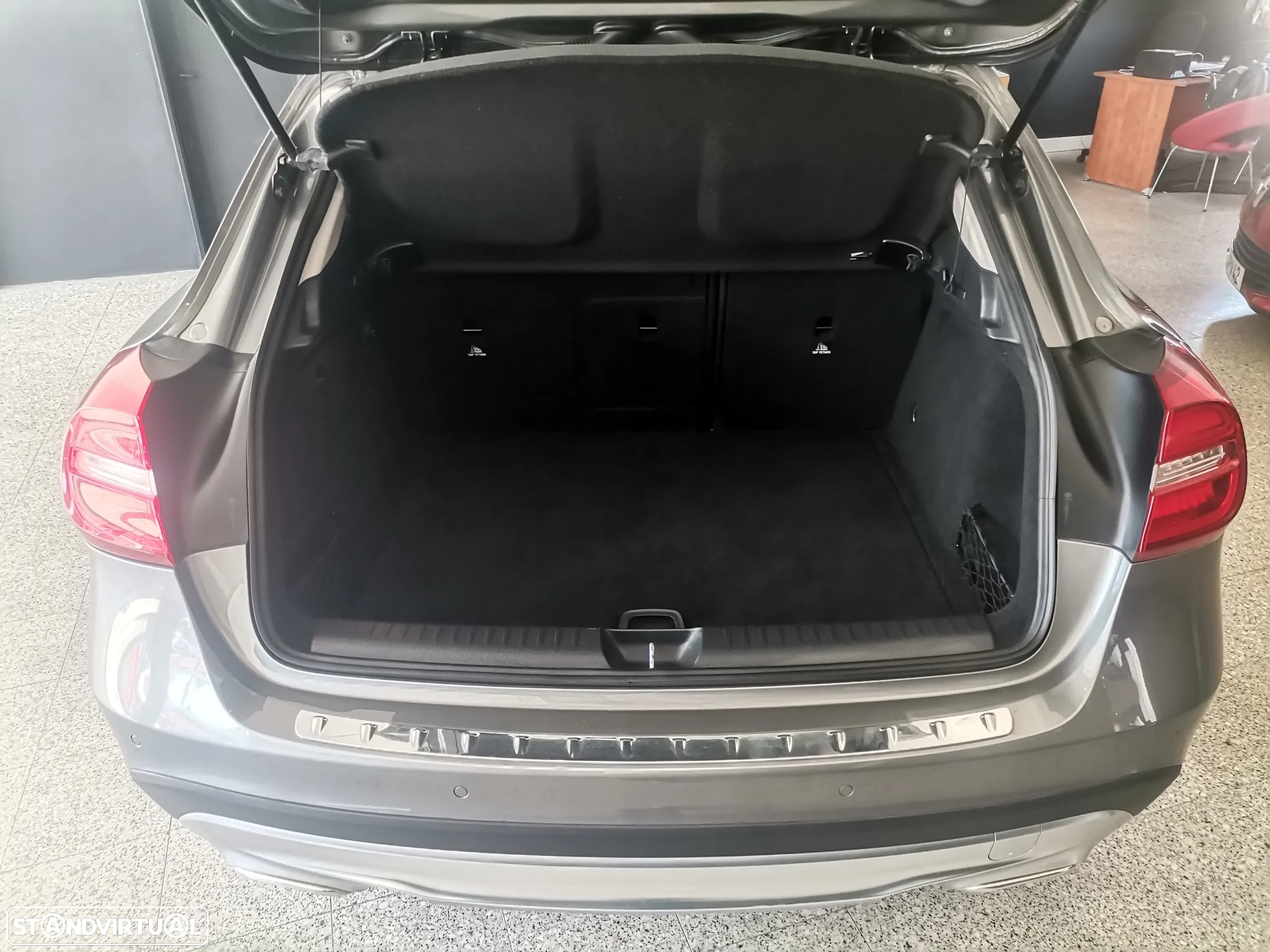 Mercedes-Benz GLA 200 d Urban Aut. - 22
