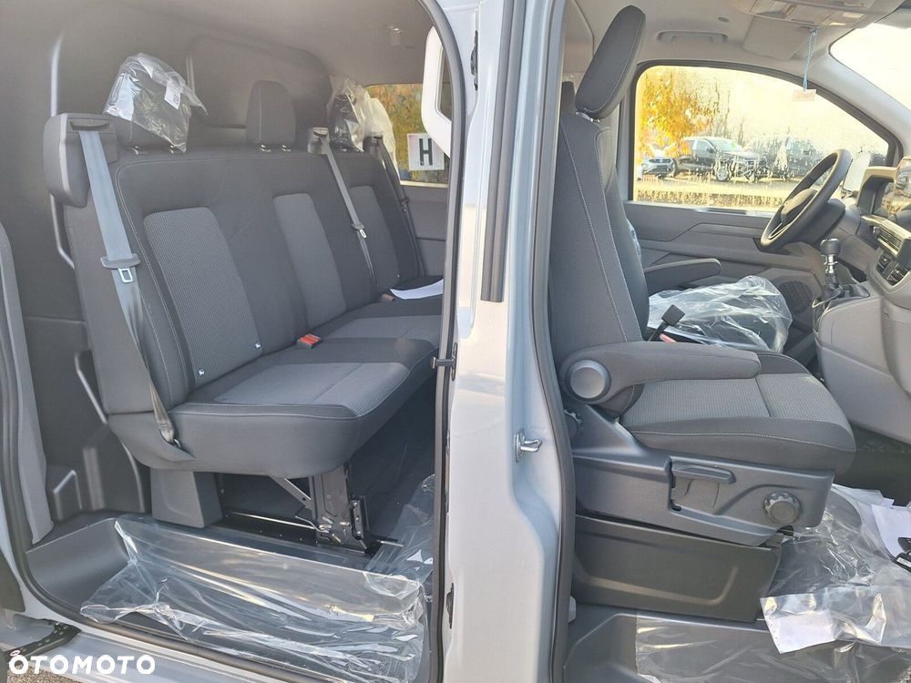 Volkswagen Transporter Transporter Plus 5 os. - 19