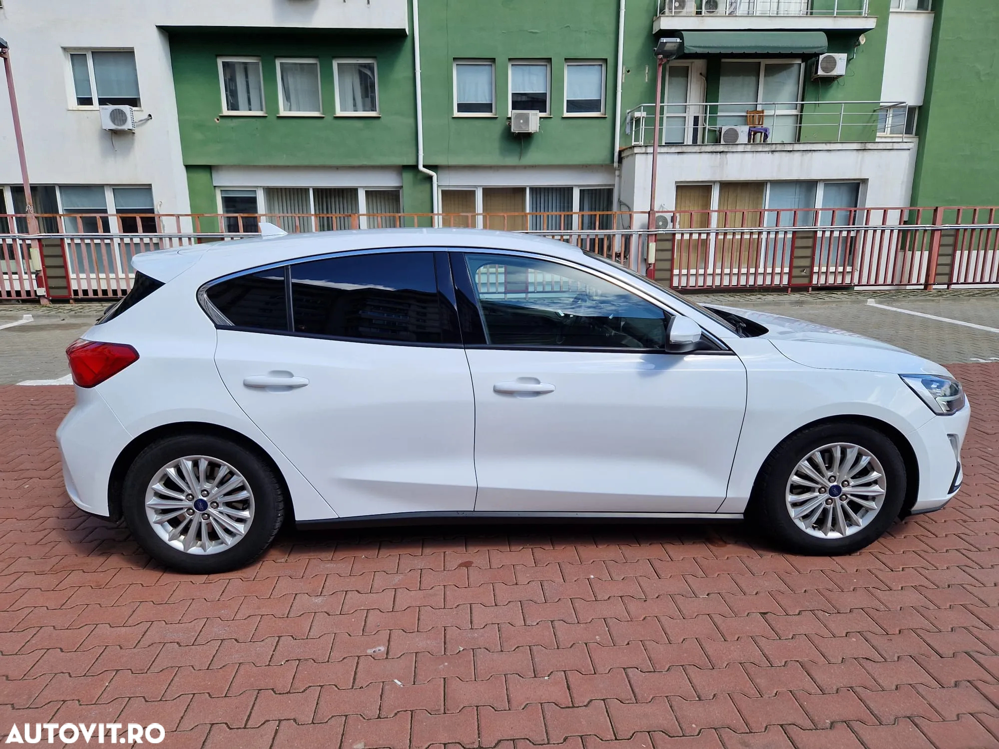 Ford Focus 2.0 EcoBlue Titanium Business - 8