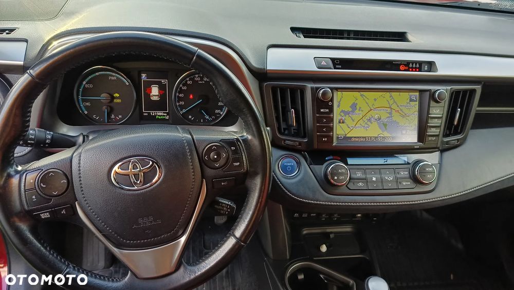 Toyota RAV4 - 6