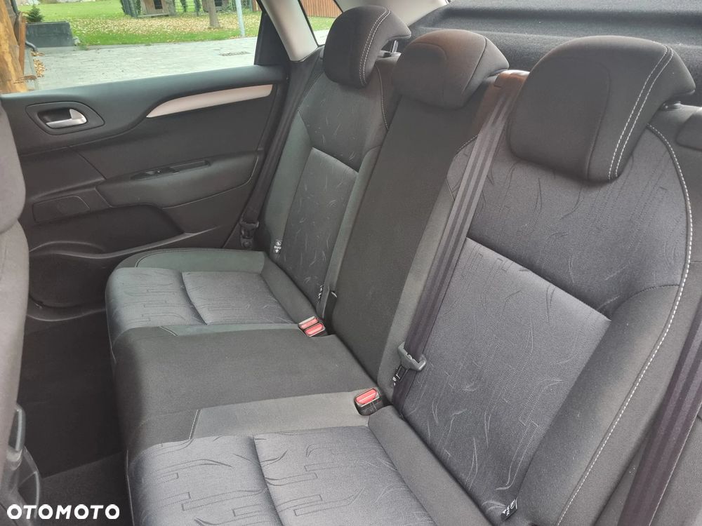 Citroën C4 1.6 VTi Attraction - 11