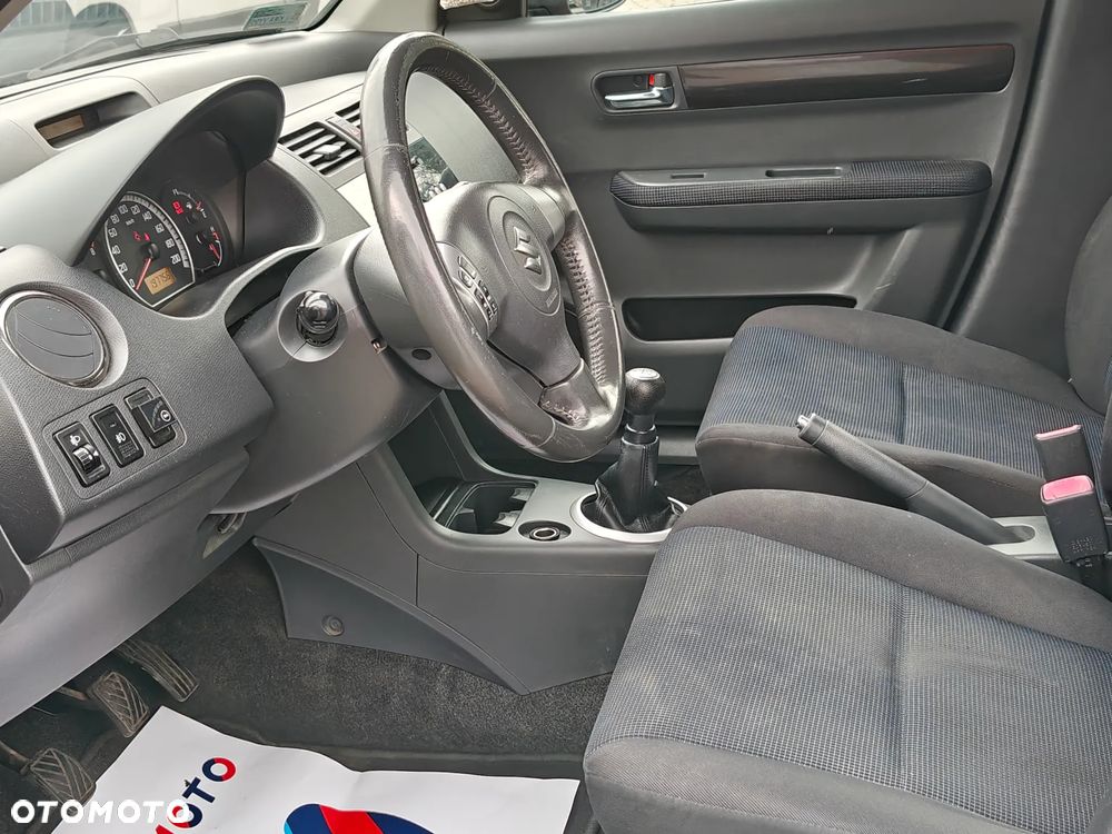 Suzuki Swift 1.3 GLX / Comfort - 10