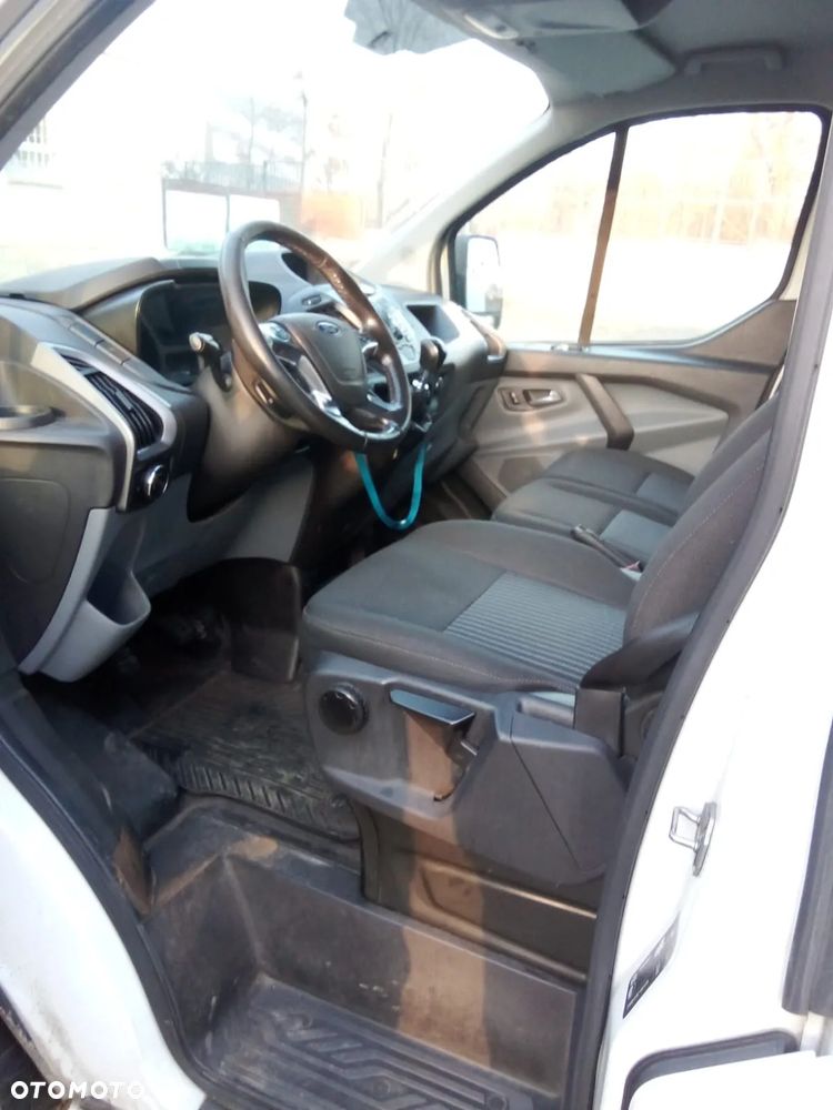 Ford Transit Custom - 9