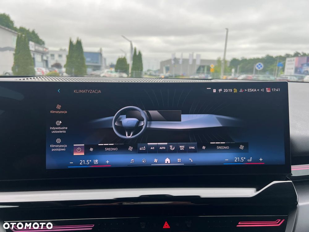 BMW Seria 5 520i mHEV Business Edition sport - 27
