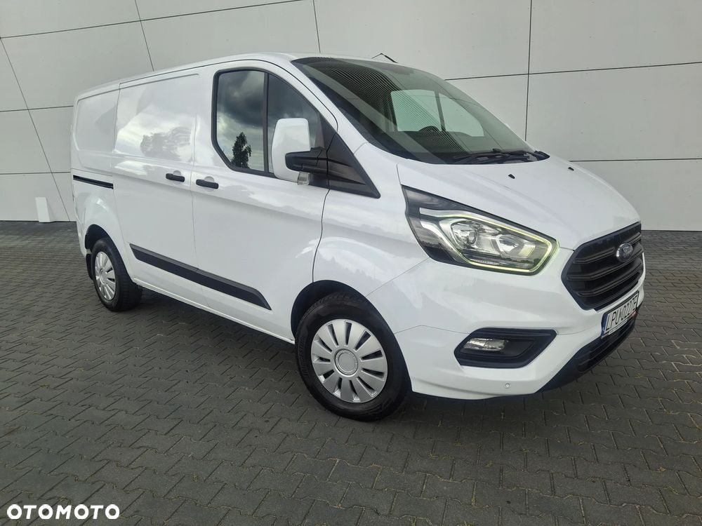 Ford TRANSIT CUSTOM - 3
