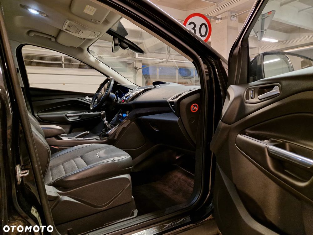 Ford Kuga - 21