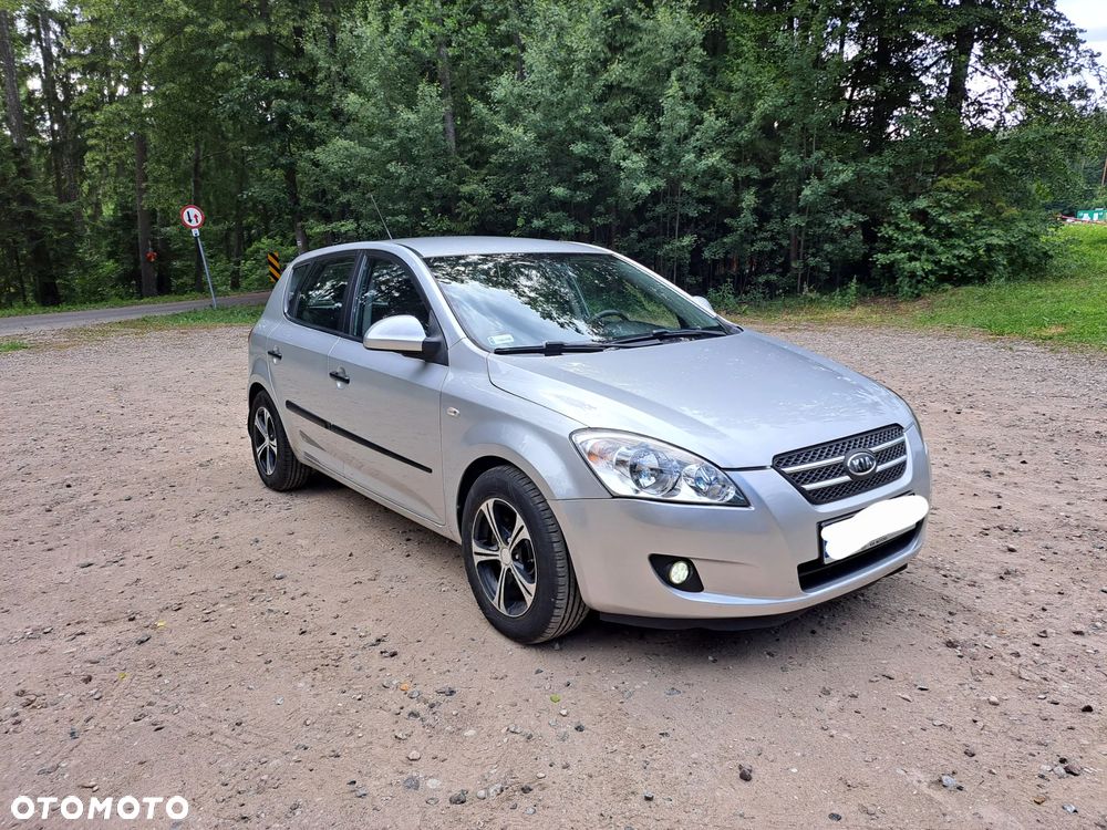 Kia Ceed 1.6 Crdi Optimum + - 2