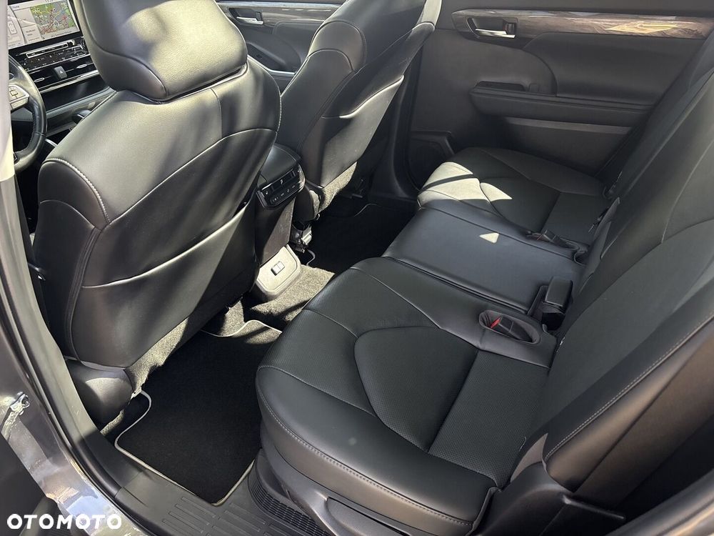 Toyota Highlander - 21