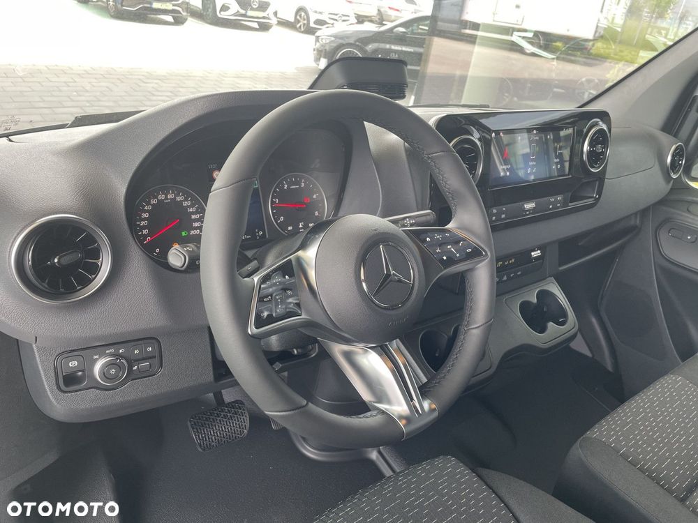 Mercedes-Benz Sprinter Sprinter 319 CDI - 11