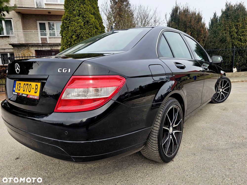 Mercedes-Benz Klasa C 180 CGI Automatik BlueEFFICIENCY SPORT EDITION - 4