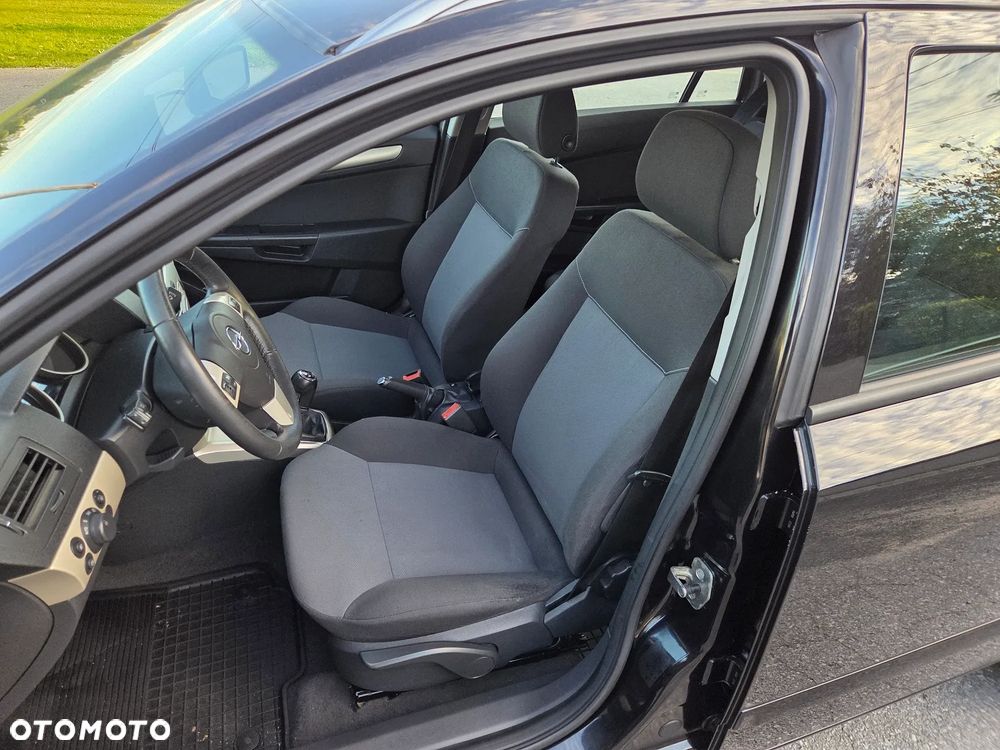 Opel Astra - 14